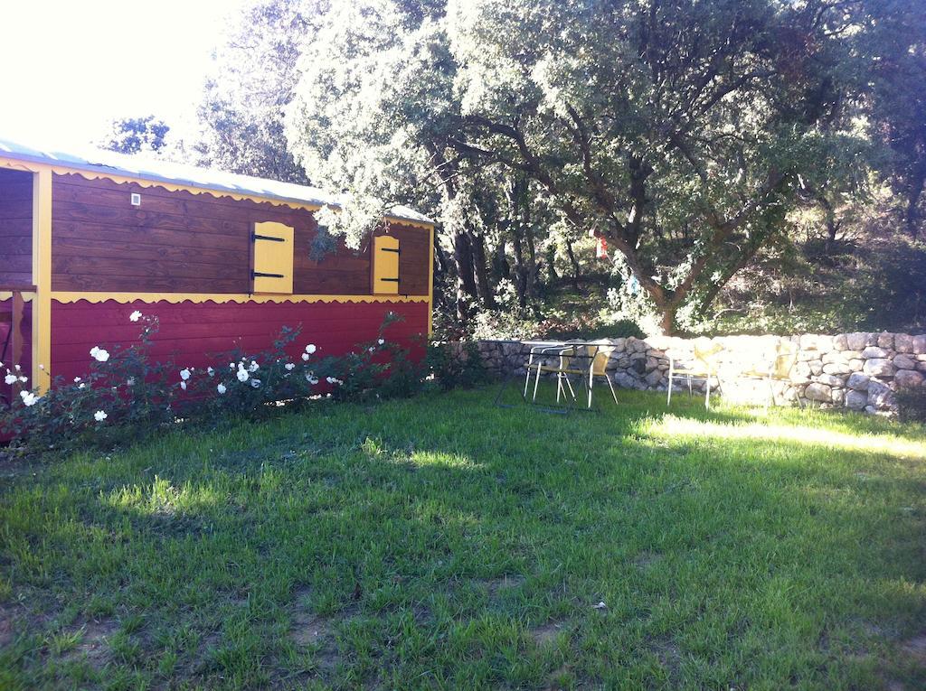 La Tour-dʼAigues Domaine Les Perpetusヴィラ 部屋 写真